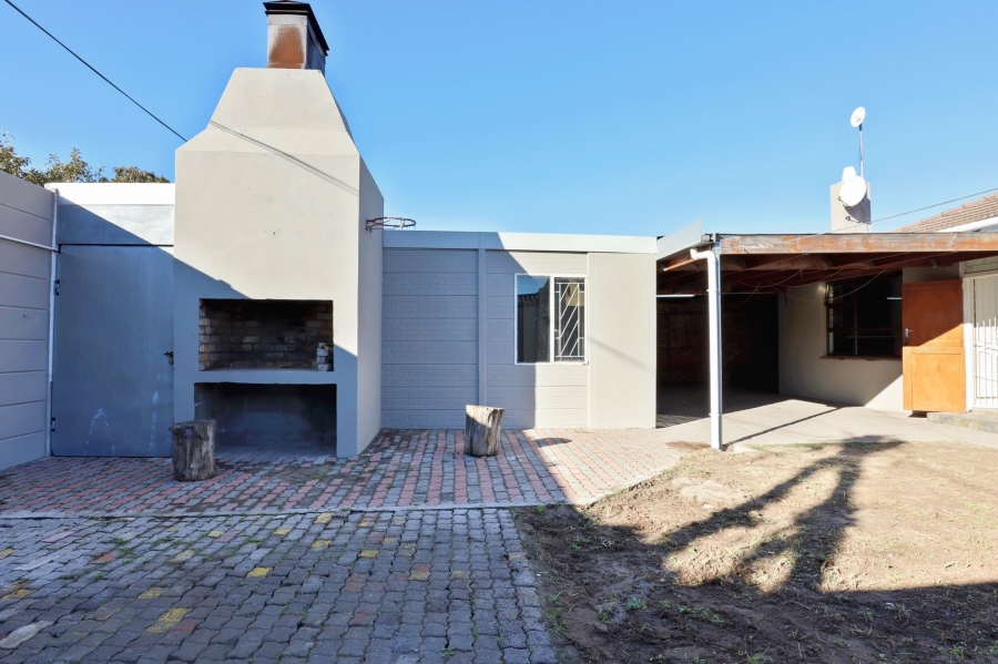 3 Bedroom Property for Sale in Glenlilly Western Cape